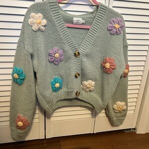 Chic Floral Knit Cardigan - Light Green